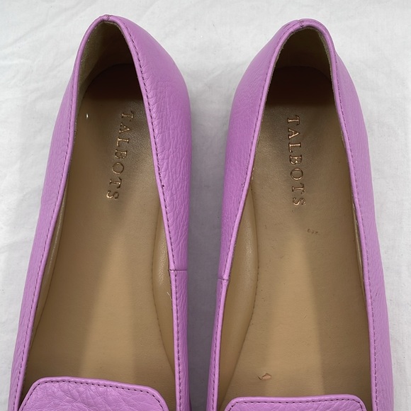 NWOB. Talbots 9M Francesca Chainlink Driving Moccasins - Pebbled Leather. - Picture 5 of 12